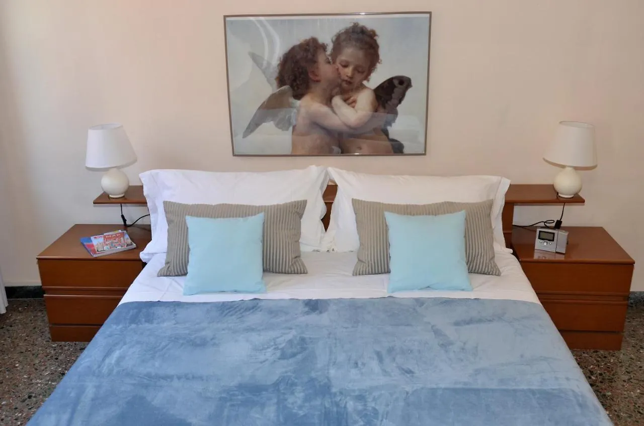 Venice Life Apartment
